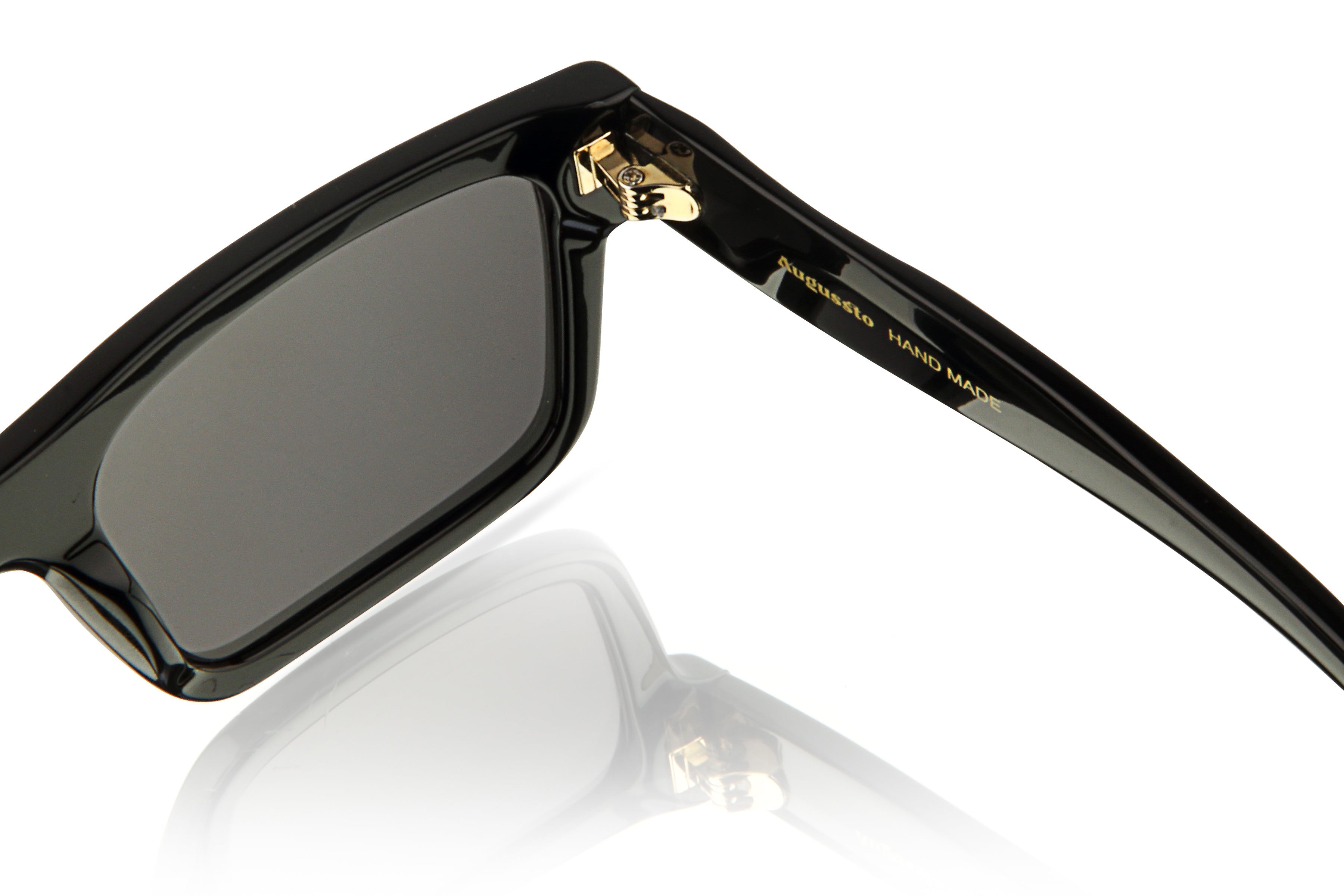 MAJESTE SHINY BLACK