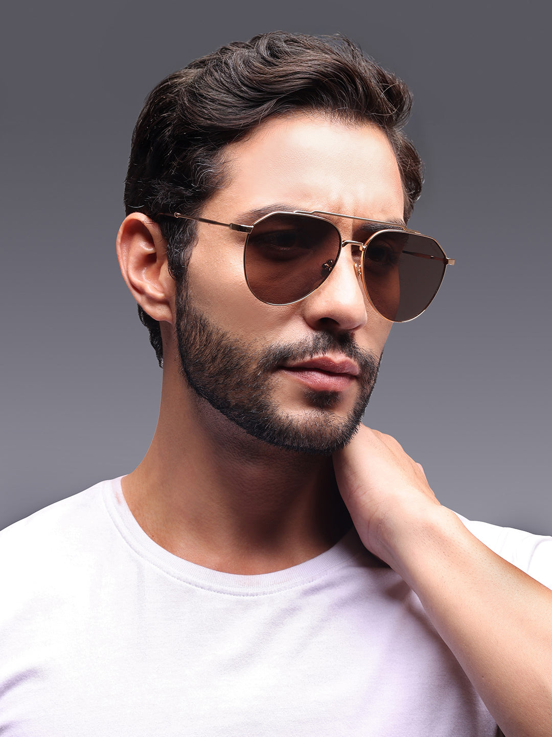 MAGNUS GOLD