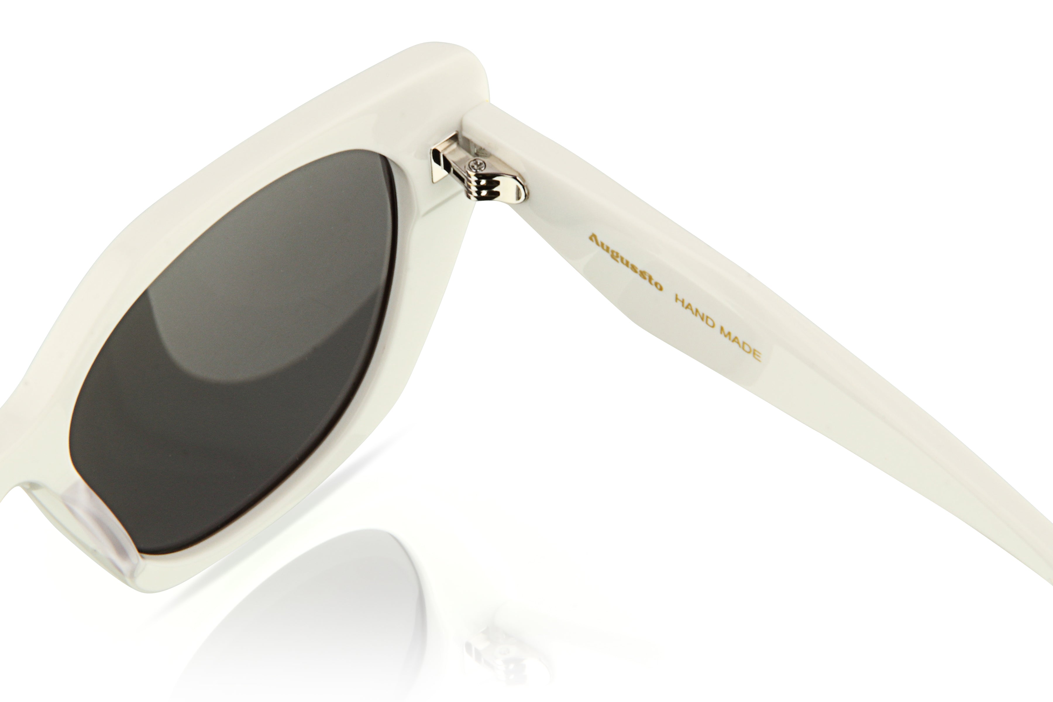 REGALIA IVORY