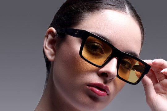 Augussto Majeste Noirc-Amber | Black Rectangle Sunglasses
