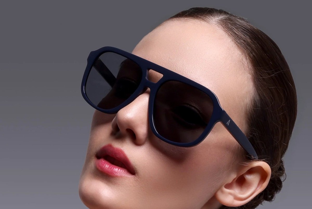 Augussto Caesar Navy ⁄ Ashen Grey| Deep - Blue Square Sunglasses - Augussto