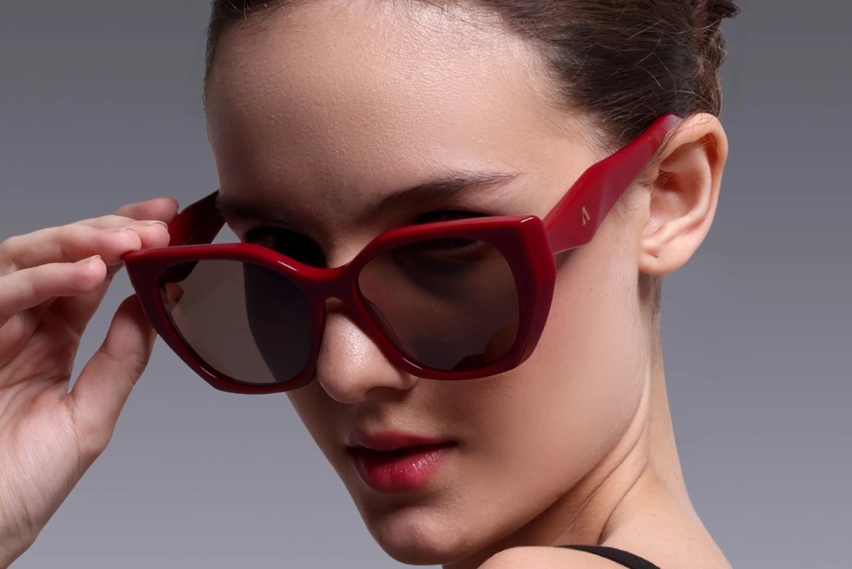 Augussto Regalia Merlot ⁄ Chestnut | Italian - Acetate Cat - Eye Sunglasses - Augussto